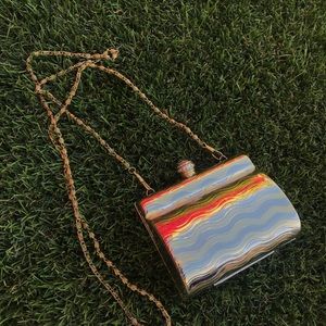 CROSSBODY GOLD PURSE